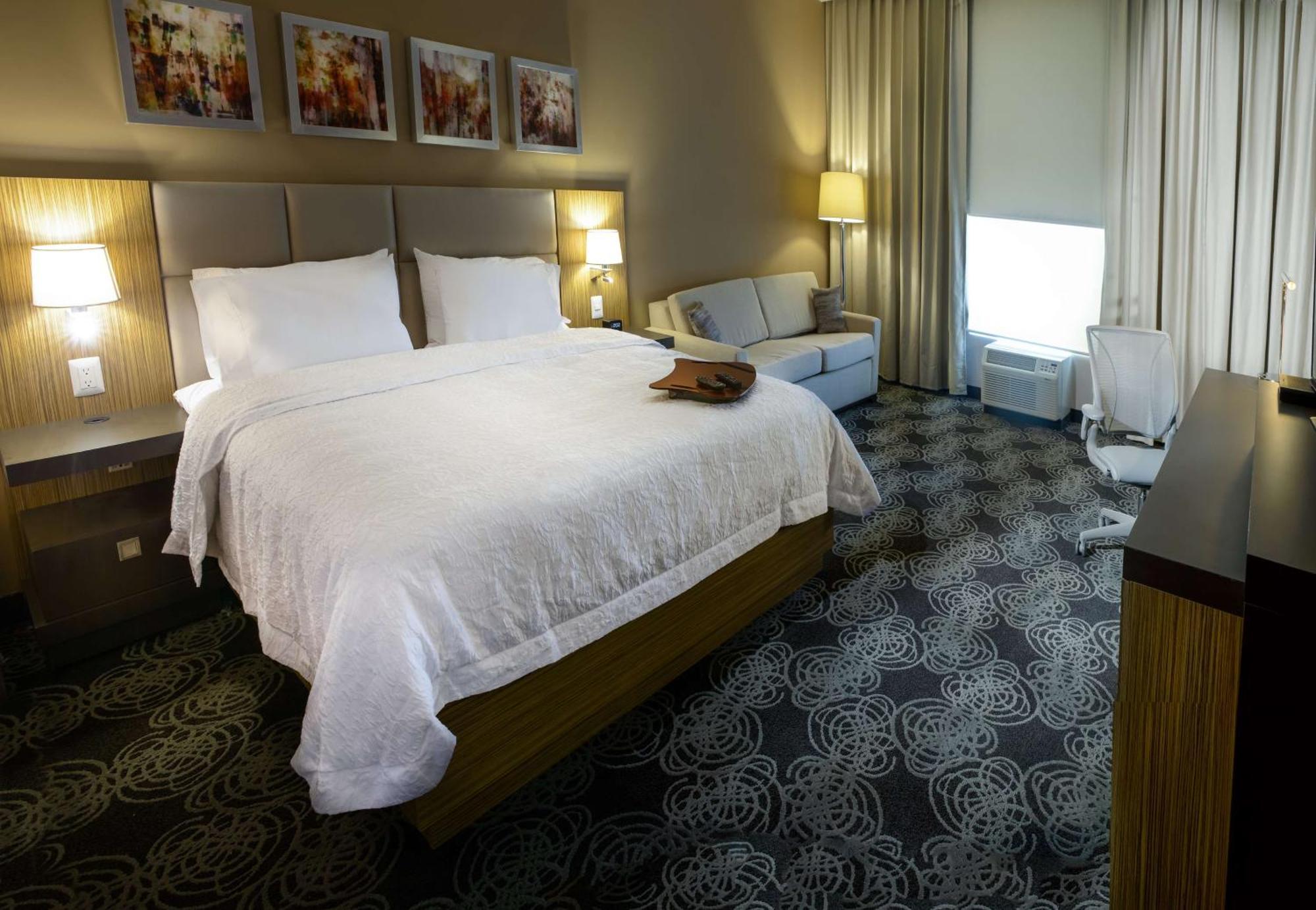 Hampton Inn Zacatecas Exteriör bild